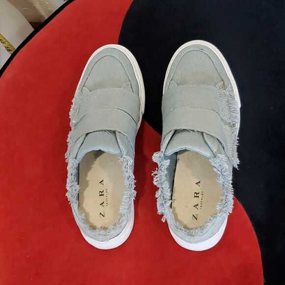 Zara Slip on Canvas Denim Shoes with Stylish Fringe - Picture 3 of 14